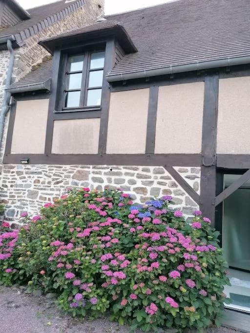 Sunset Family Guesthouse Mont Saint Michel Céaux المظهر الخارجي الصورة