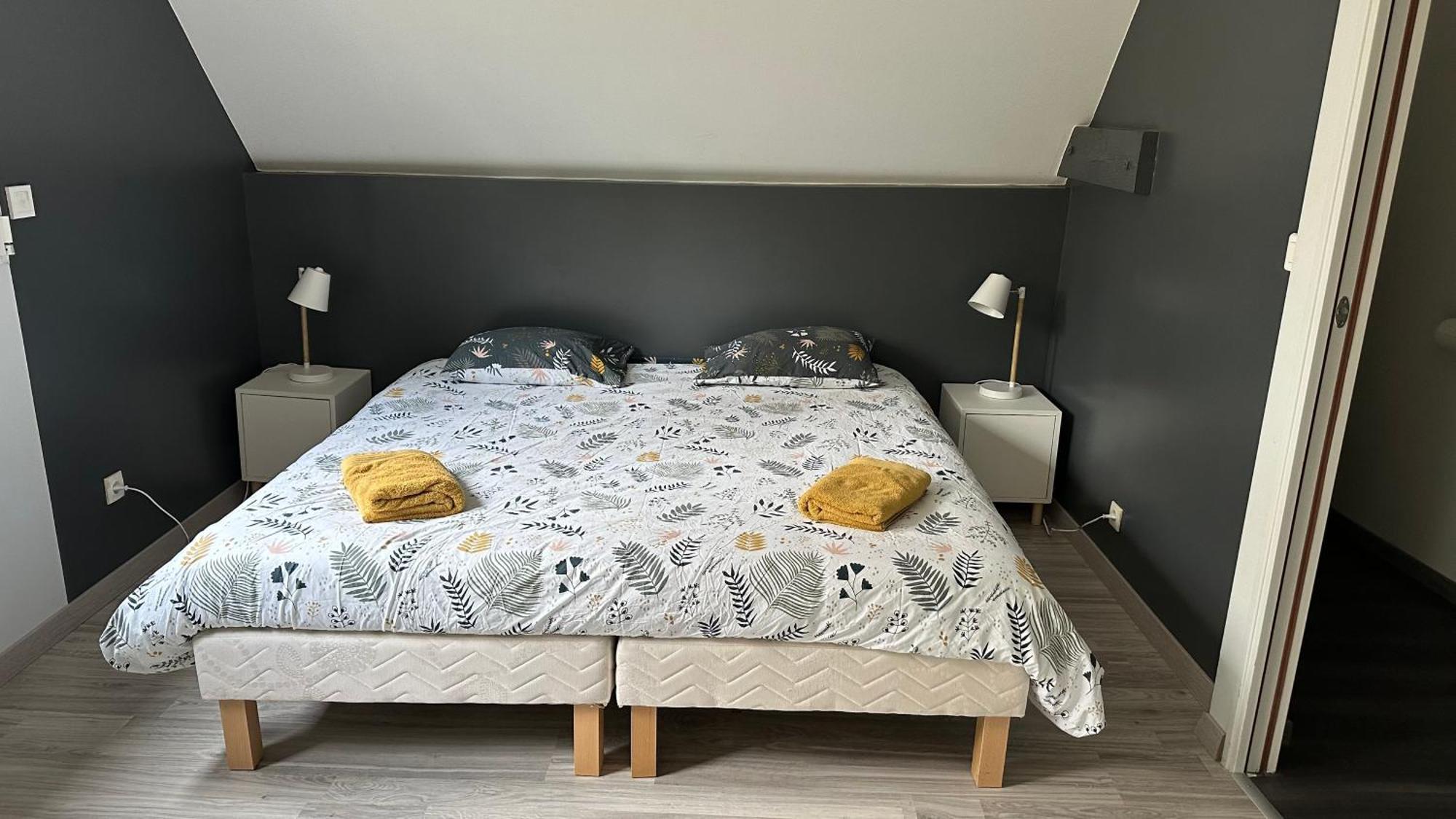 Sunset Family Guesthouse Mont Saint Michel Céaux المظهر الخارجي الصورة