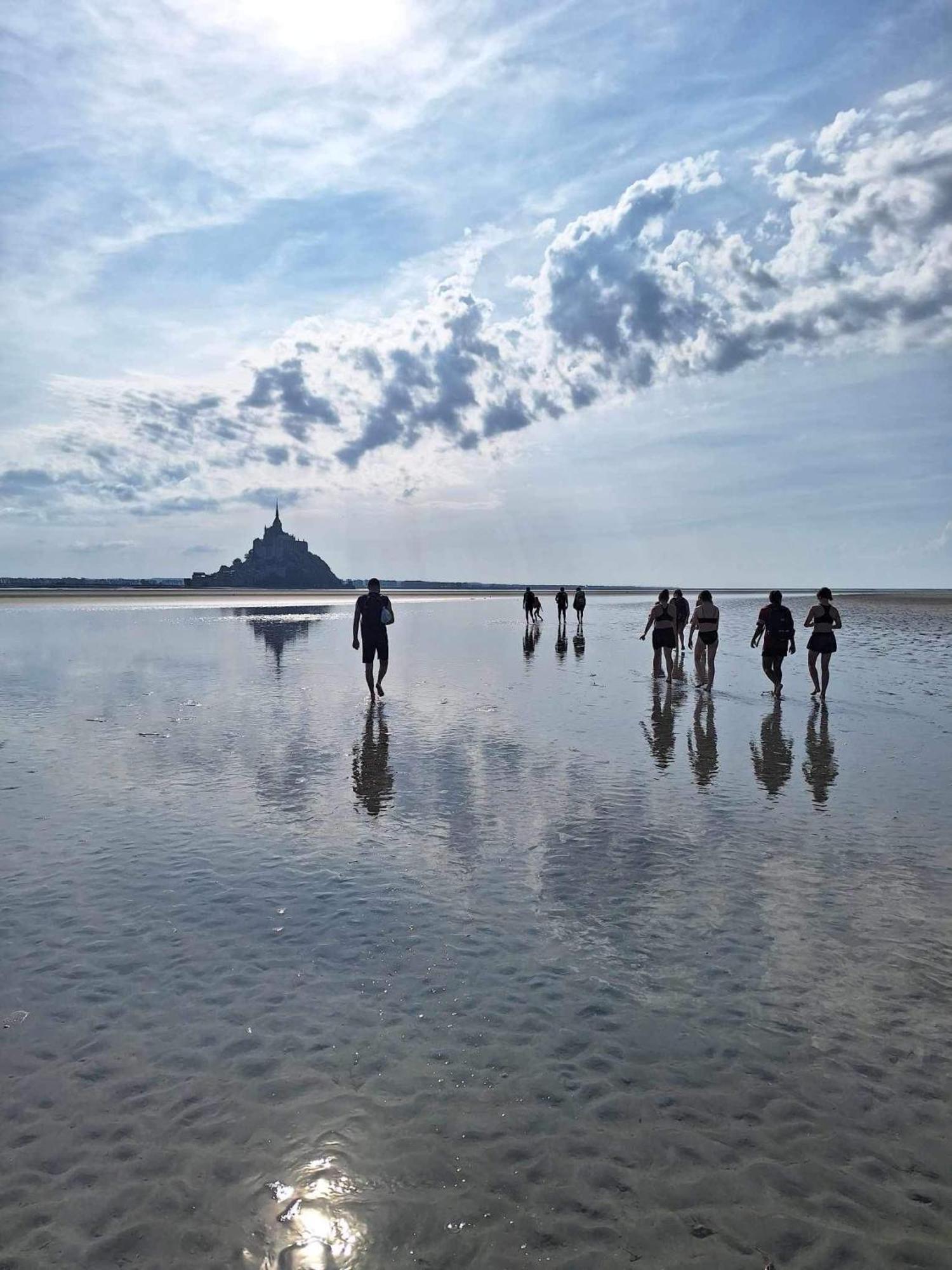 Sunset Family Guesthouse Mont Saint Michel Céaux المظهر الخارجي الصورة
